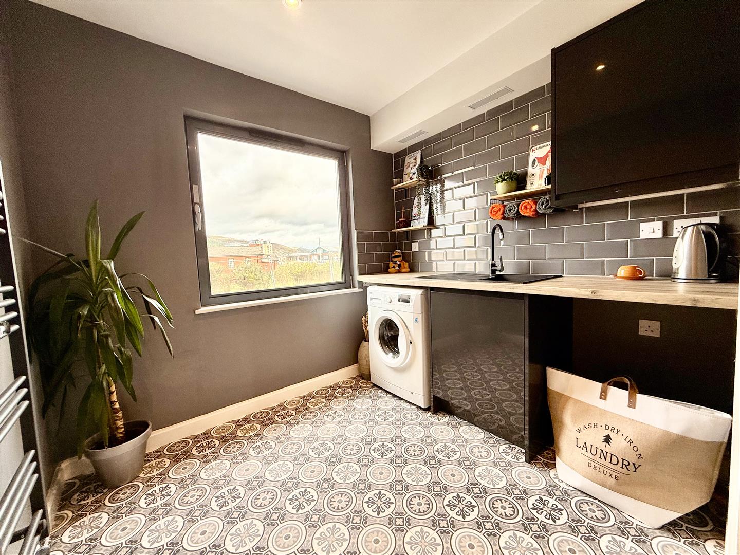 St Stephens Court, Maritime Quarter, Swansea, SA1 1SG